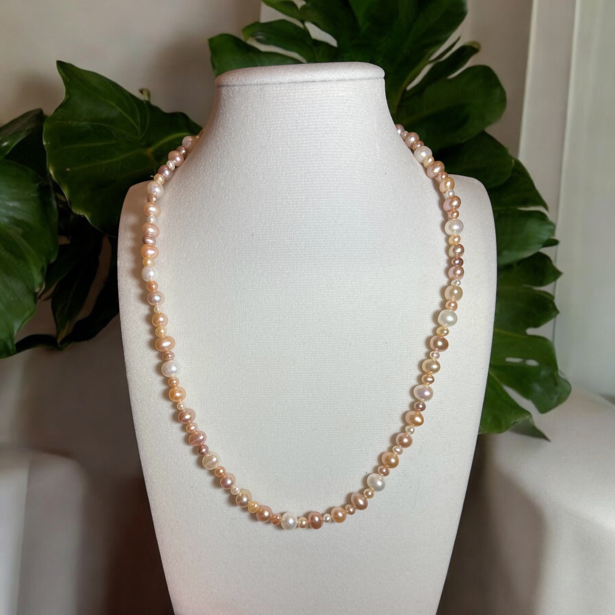 Pearl Radiance: Hand-Strung Multicolor Pearl Necklace