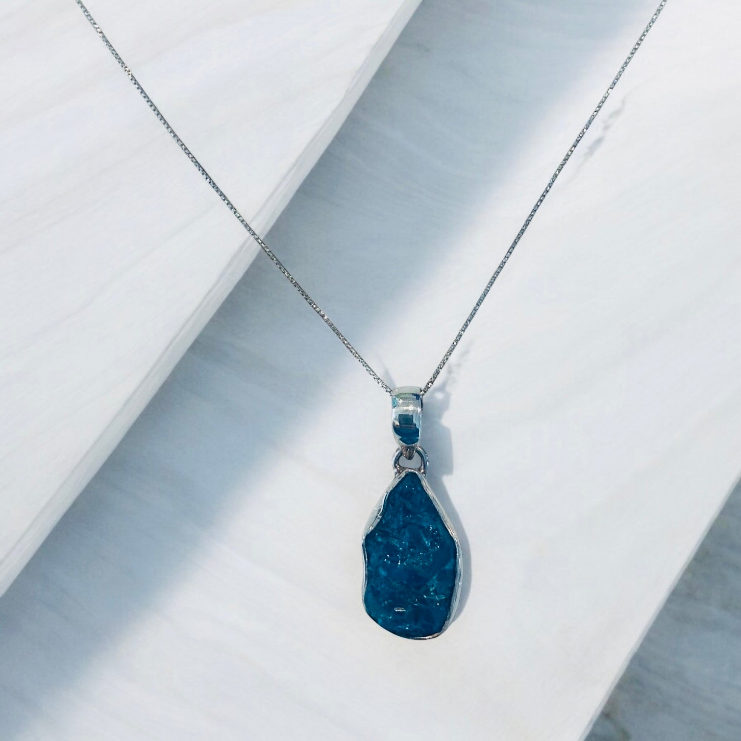 Oceanic Elegance: Blue Apatite Rough Gemstone Pendant, 18" Chain