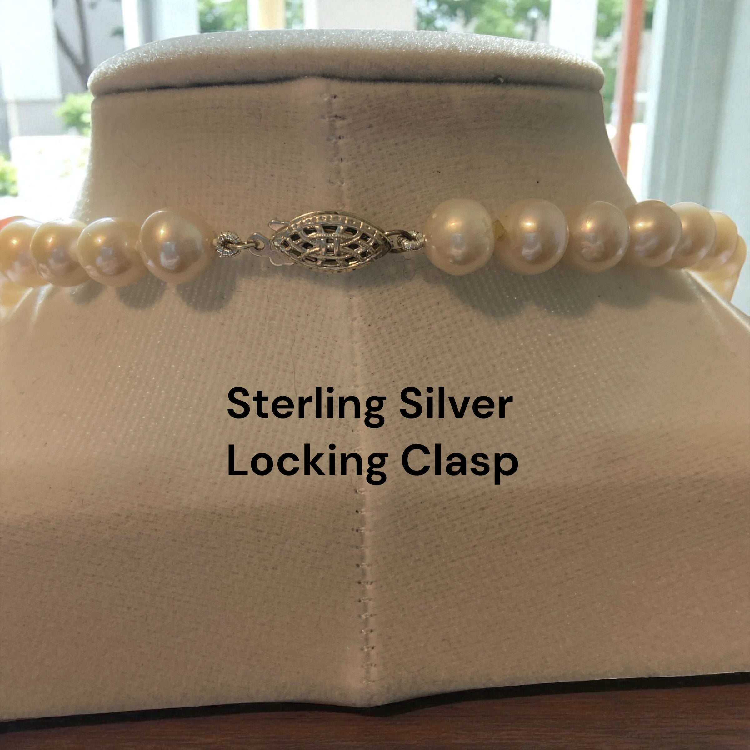 Cream Cultured Freshwater Pearl 18" Necklace (8 - 9 mm)