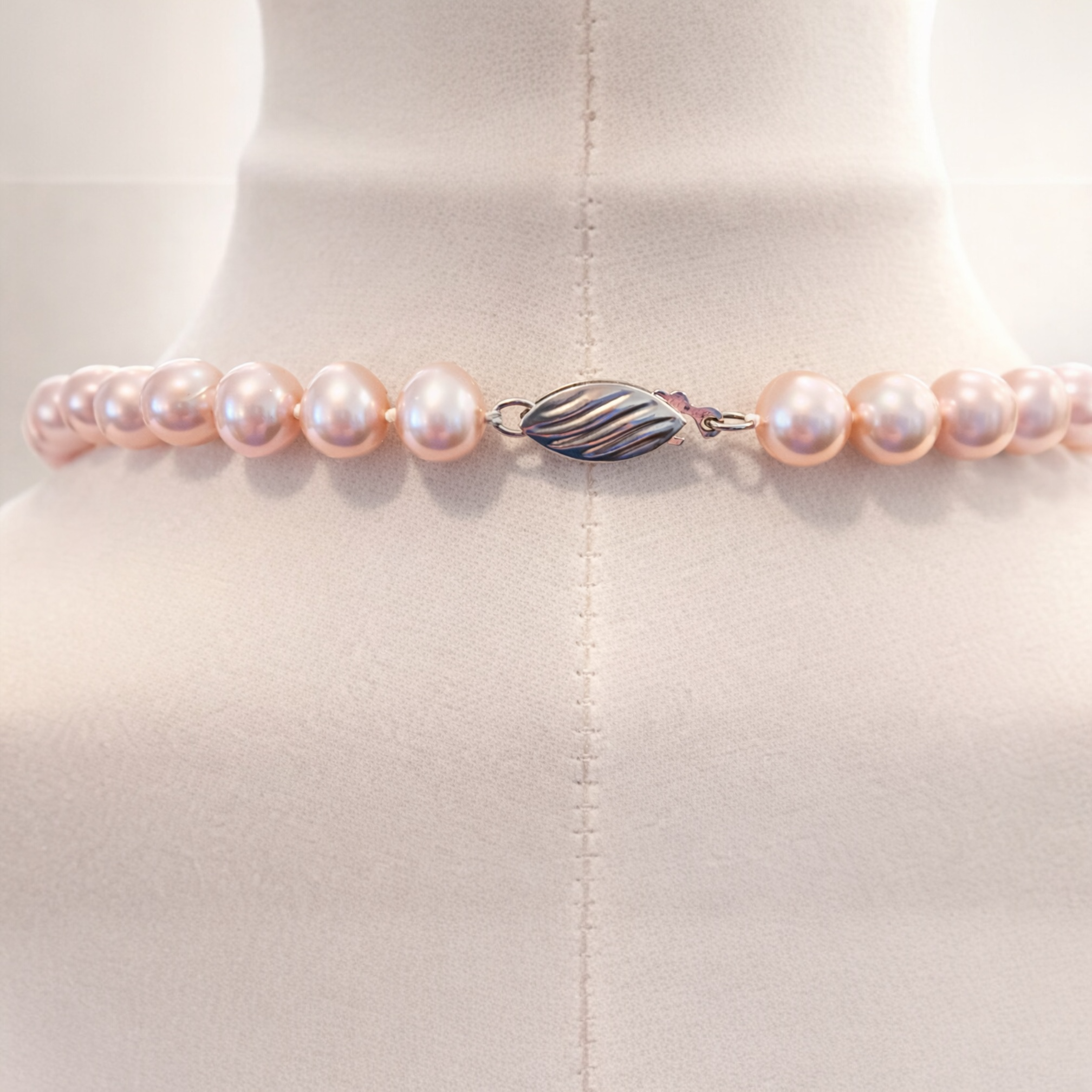 Rosé Champagne Freshwater Pearl Strand (18")