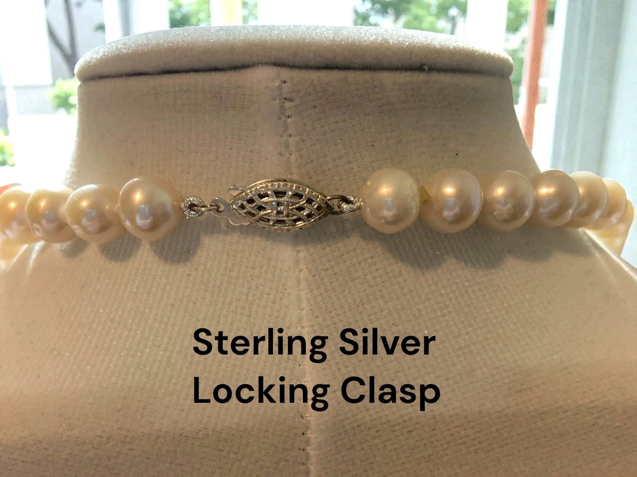 Cream Cultured Freshwater Pearl 18" Necklace (8 - 9 mm)