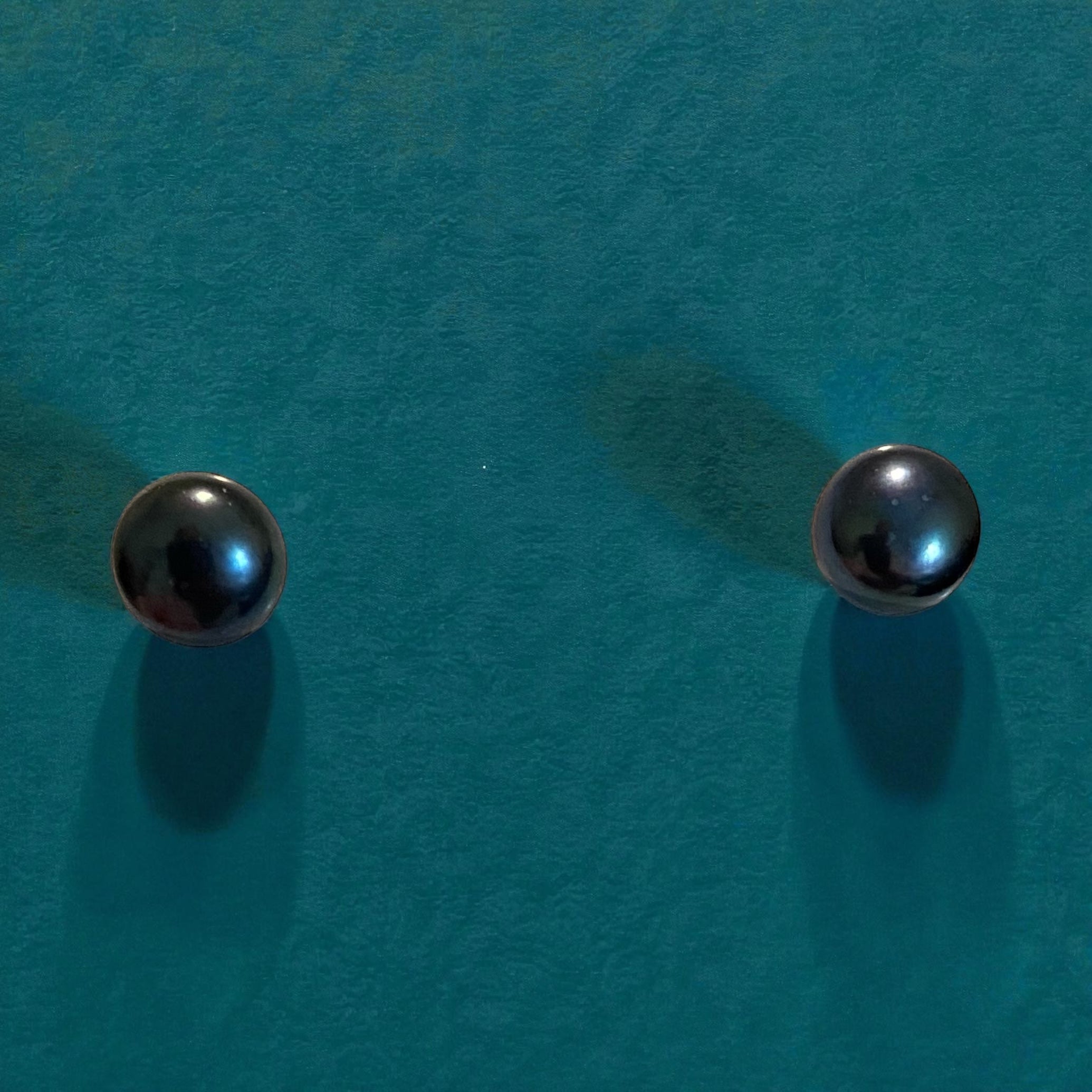 10 mm Black Cultured Freshwater Pearl Stud Earrings in Sterling Silver