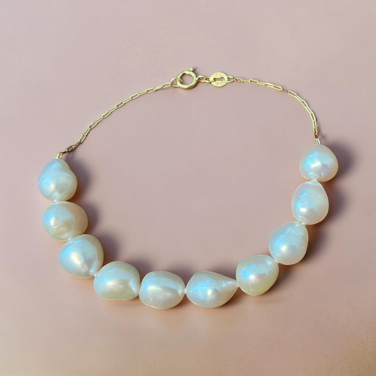 Luminous Freshwater Pearl Hand-Knotted Bracelet in 14K Solid Gold with Fine Paperclip Chain — 7¼"
