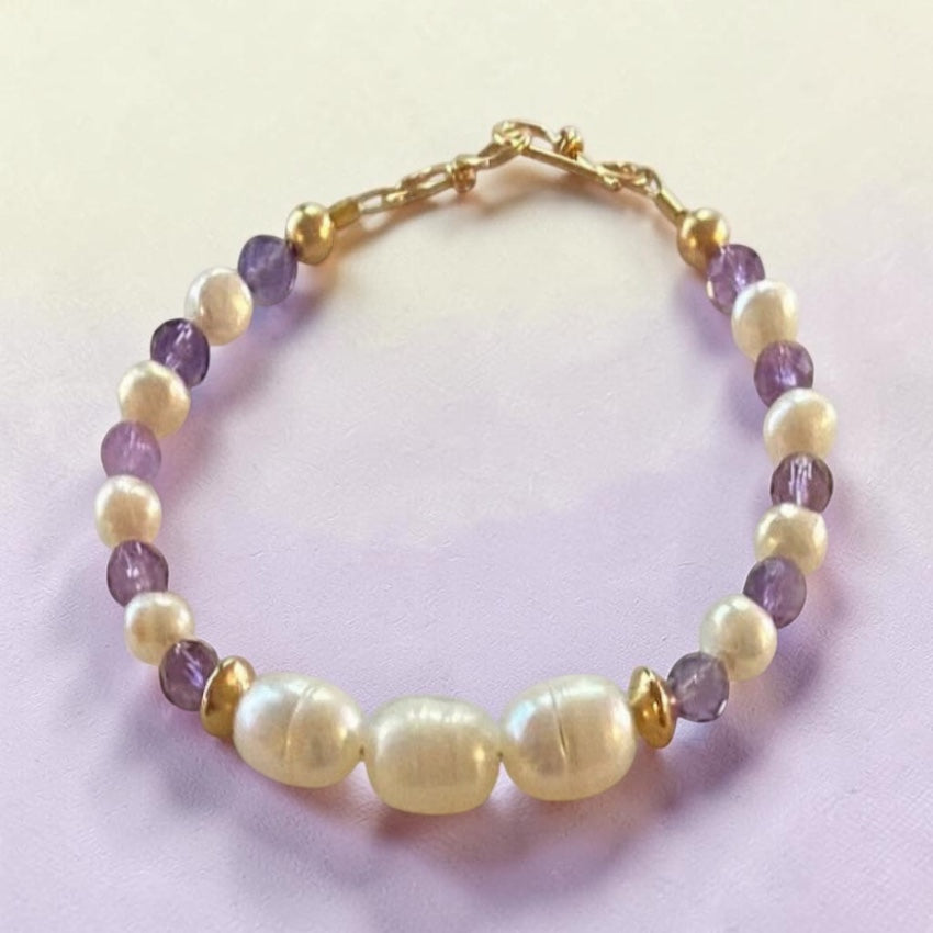 Enchanting Amethyst & Pearl Bracelet