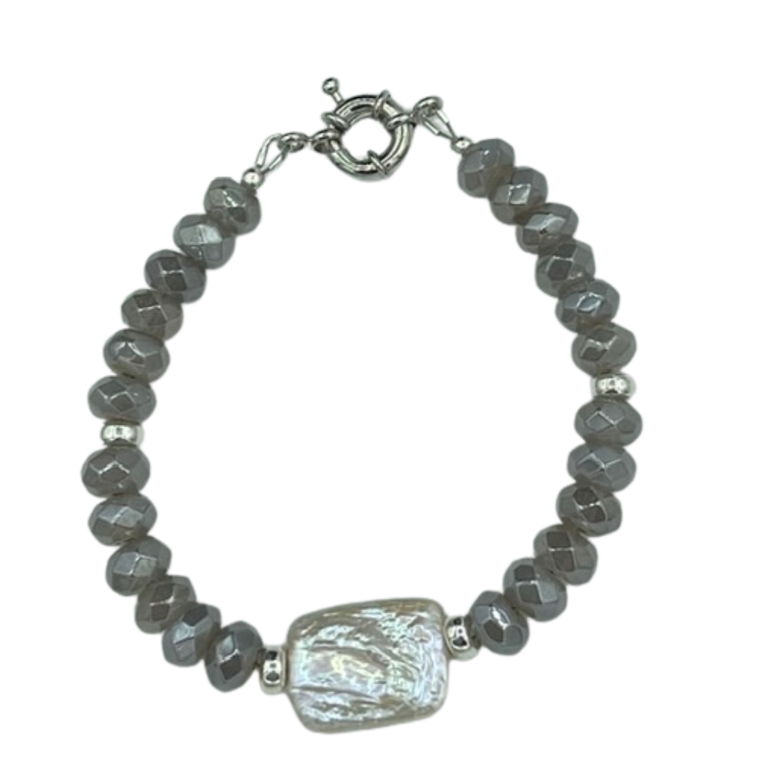 grey agate and cultured freshwater pearl bracelet